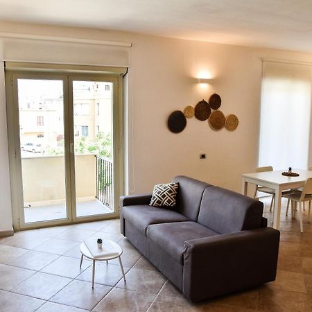 Sunshine Apartment - Appartamento Vicino Al Mare, Cagliari, Sardinia Luaran gambar