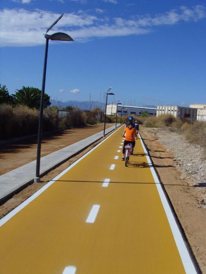 Sunshine Apartment - Appartamento Vicino Al Mare, Cagliari, Sardinia Luaran gambar
