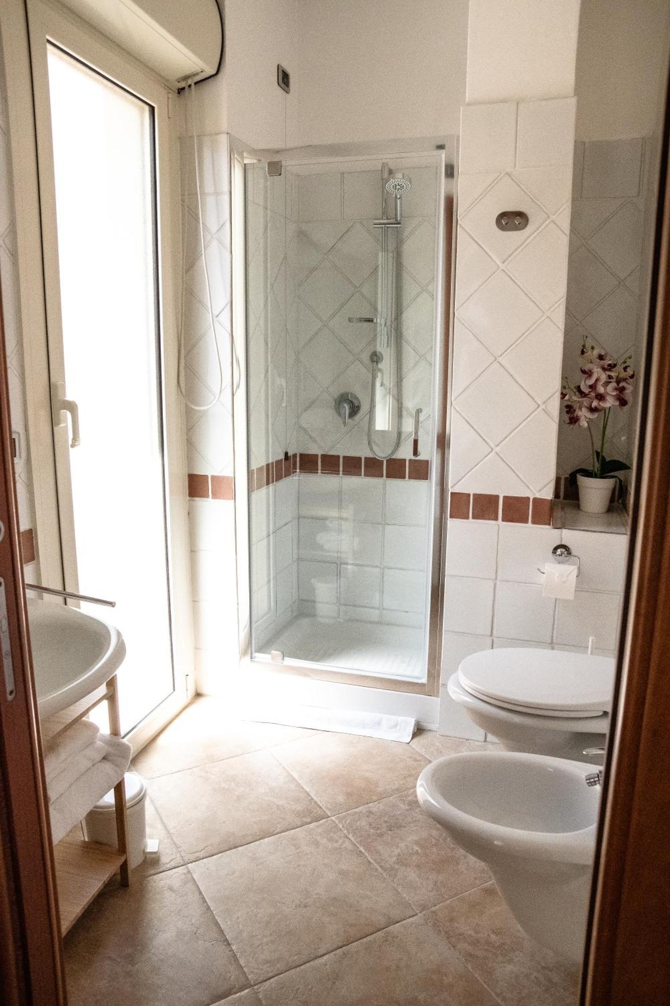 Sunshine Apartment - Appartamento Vicino Al Mare, Cagliari, Sardinia Luaran gambar